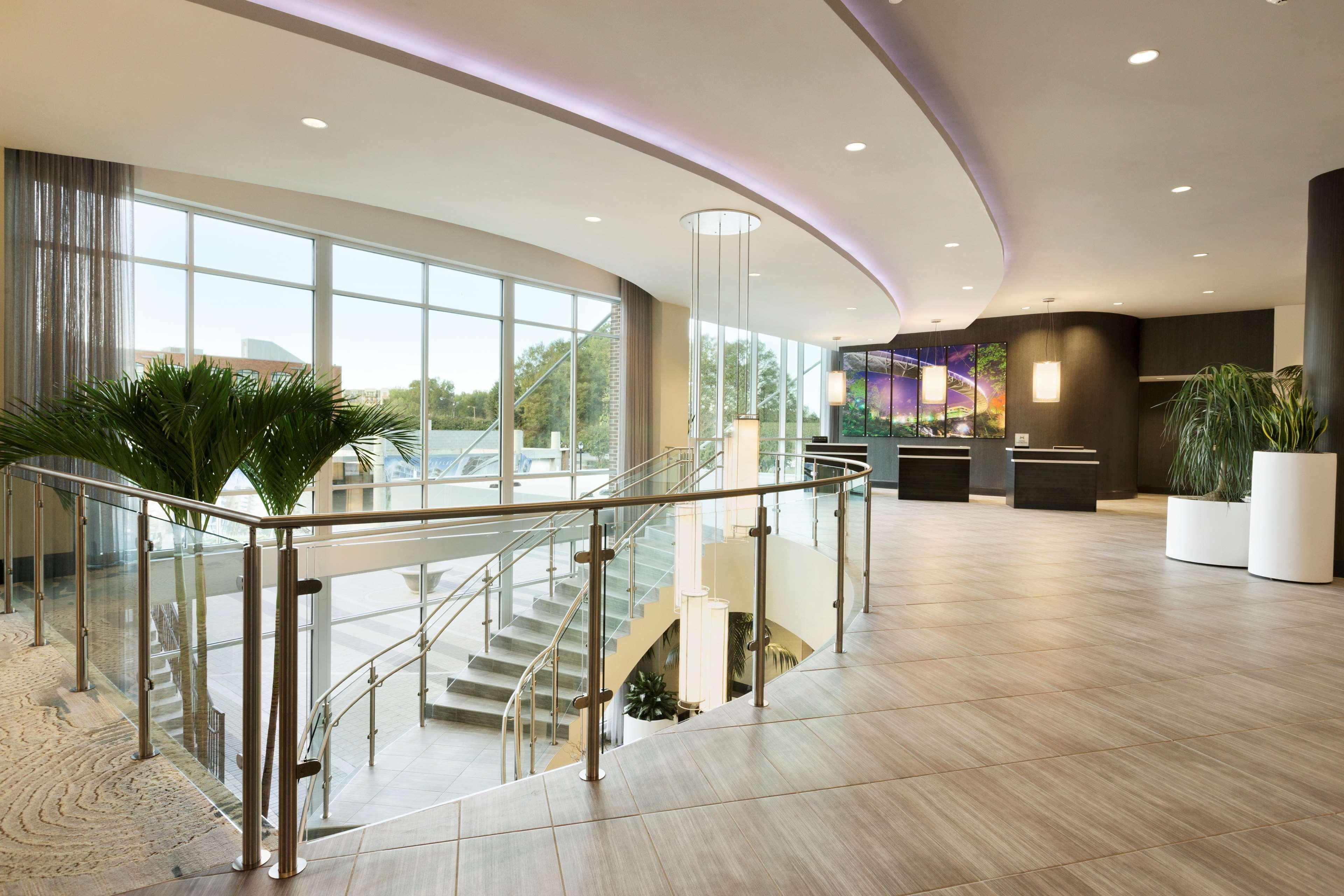 Embassy Suites By Hilton Greenville Downtown Riverplace Exterior foto